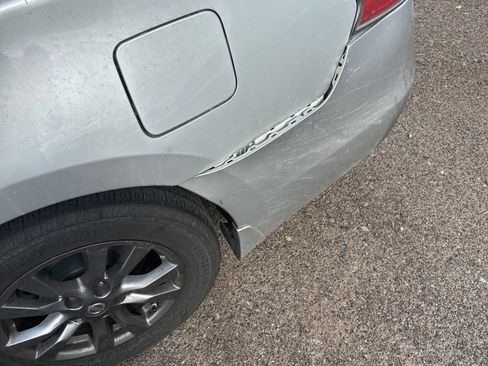 Used 2015 Nissan Altima 2.5 S w/ Special Edition Package FWD image 9