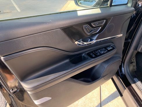 Used 2024 Lincoln Corsair AWD w/ Equipment Group 101A image 22