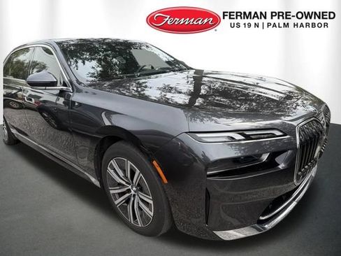 Used 2024 BMW i7 eDrive50 w/ Premium Package RWD image 1