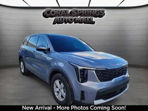 Certified 2024 Kia Sorento LX FWD image 1