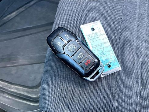 Used 2016 Ford Mustang Coupe image 11