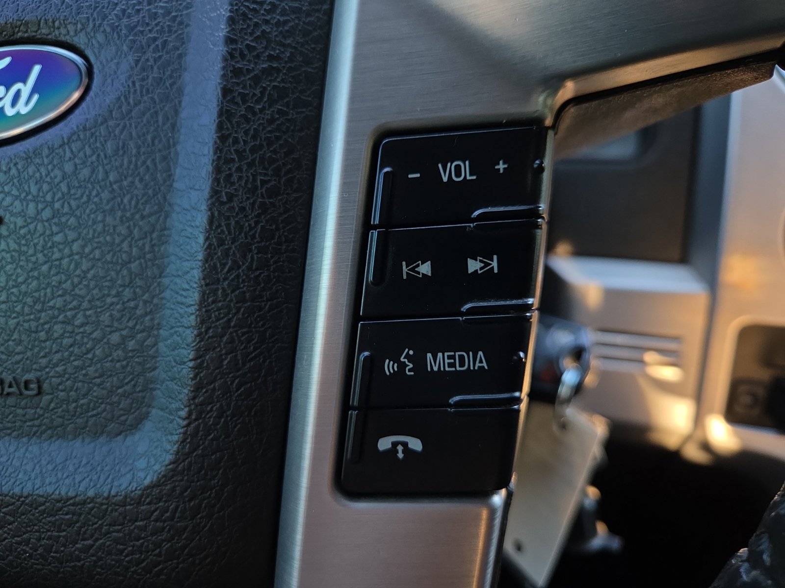 Used 2014 Ford F150 Platinum RWD image 20