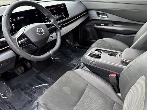 Certified 2024 Nissan Ariya FWD image 10
