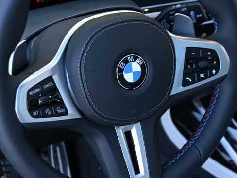 Used 2026 BMW X7 M60i AWD/4WD image 13