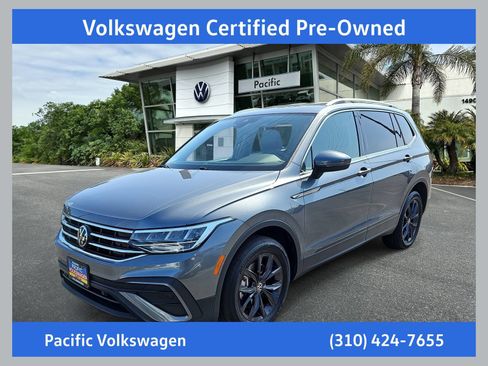 Certified 2024 Volkswagen Tiguan SE FWD image 1