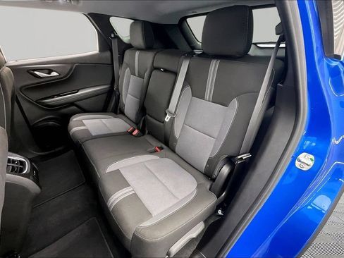 Used 2024 Chevrolet Blazer LT FWD image 26
