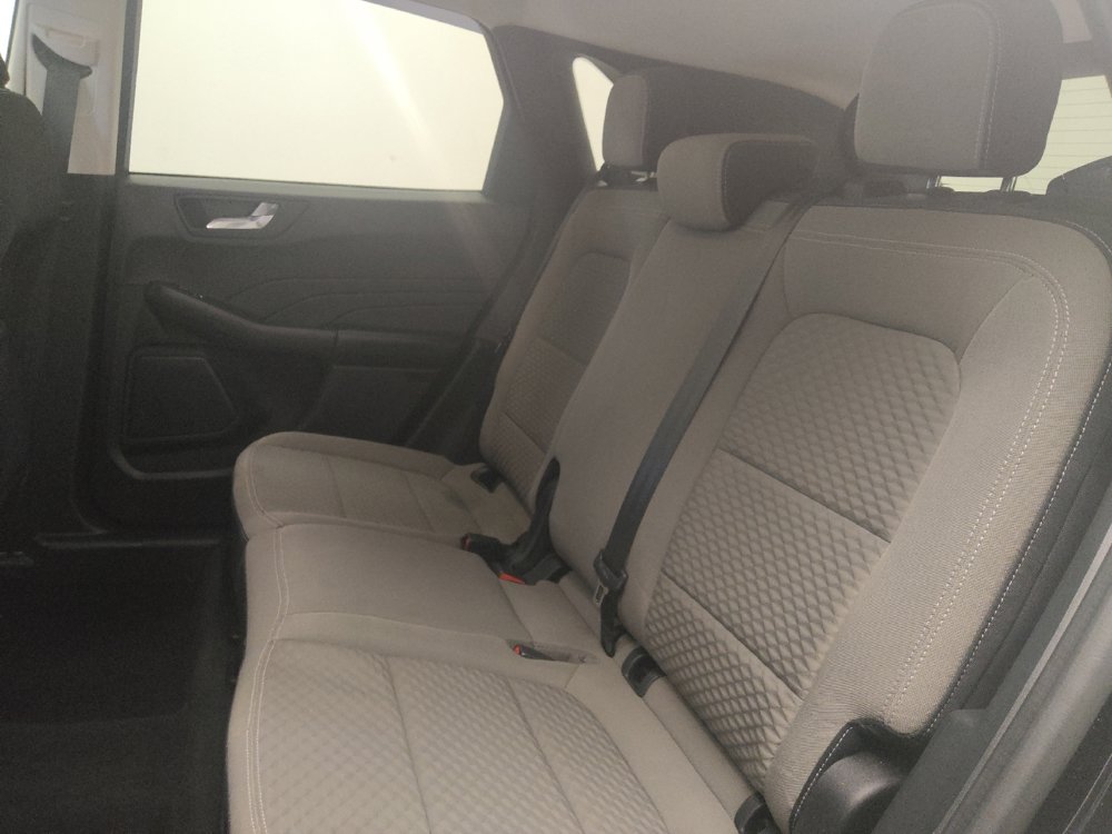 Used 2021 Ford Escape SE FWD image 18