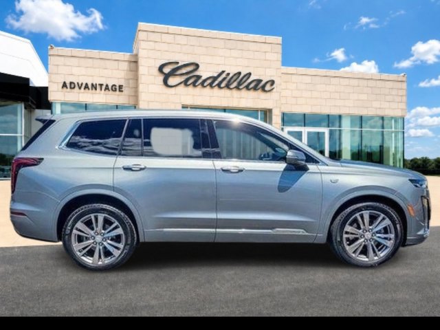 Used 2023 Cadillac XT6 Premium Luxury w/ LPO, Floor Liner Package AWD/4WD image 10