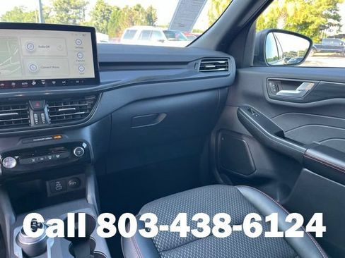 Used 2024 Ford Escape ST-Line w/ Tech Pack #1 FWD image 17