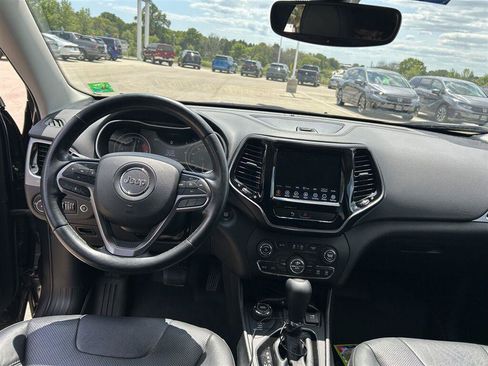 Used 2020 Jeep Cherokee Limited w/ Trailer Tow Group AWD/4WD image 6