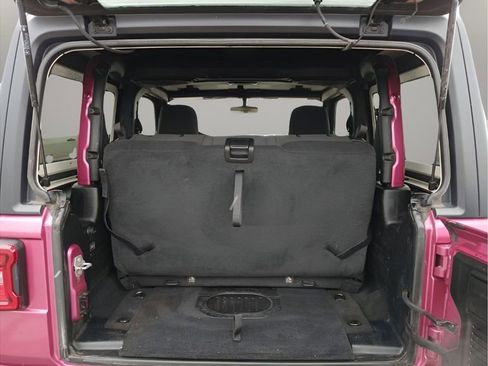 Used 2022 Jeep Wrangler Rubicon w/ LED Lighting Group image 23