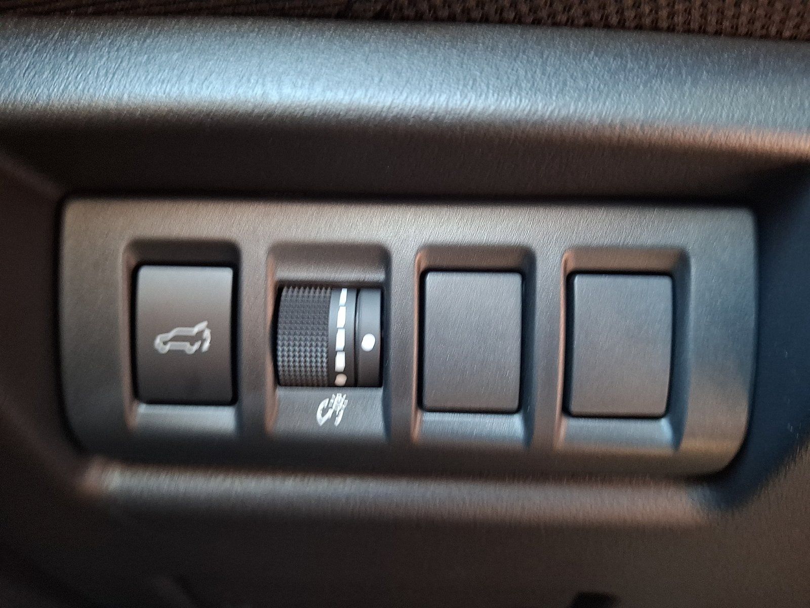 Used 2026 Subaru Outback Premium AWD/4WD image 25