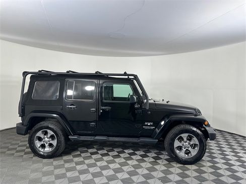 Certified 2018 Jeep Wrangler Unlimited Sahara w/ Connectivity Group image 4