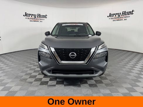 Used 2023 Nissan Rogue S image 5