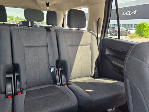 Used 2024 Ford Expedition Max XLT RWD image 14