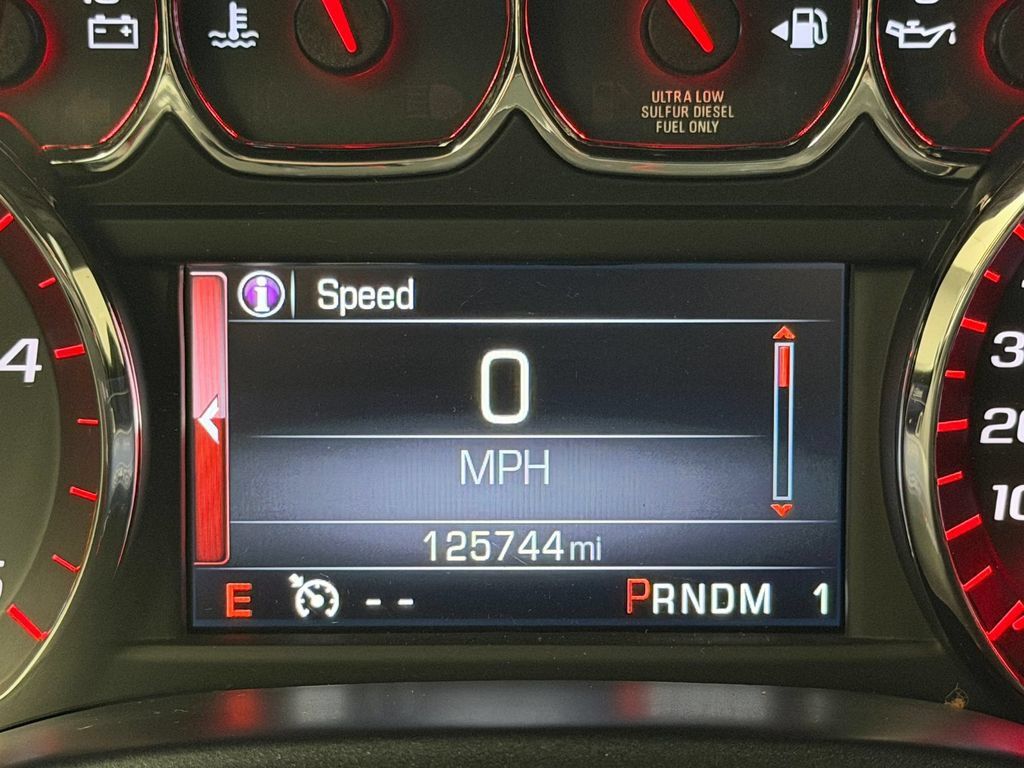 Used 2015 GMC Sierra 2500 SLT w/ Duramax Plus Package AWD/4WD image 22