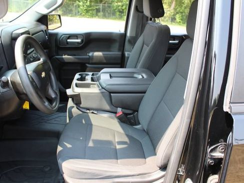 Used 2021 Chevrolet Silverado 1500 Custom AWD/4WD image 25