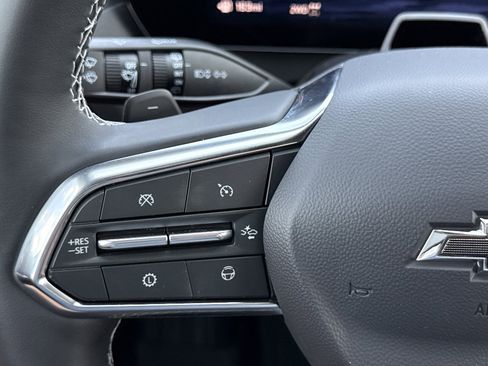 New 2026 Chevrolet Traverse Z71 w/ Enhanced Driving Package AWD/4WD image 23