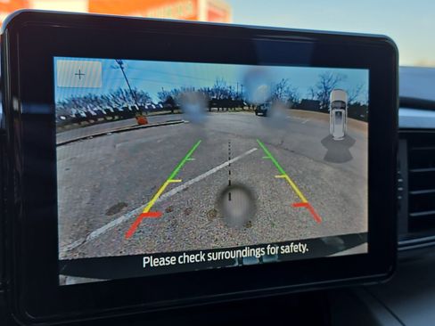 Certified 2023 Ford Explorer XLT image 17