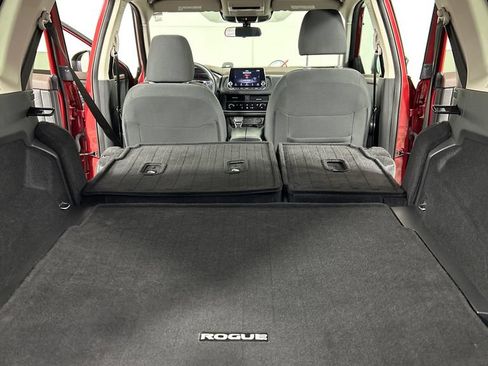 Used 2023 Nissan Rogue S AWD/4WD image 20