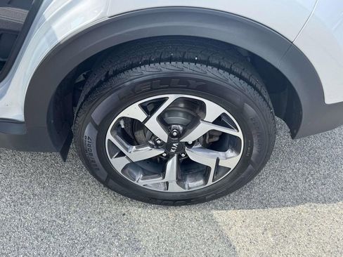 Used 2020 Kia Sportage LX AWD/4WD image 10