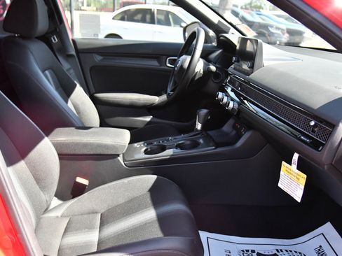 Used 2024 Honda Civic Sport image 41