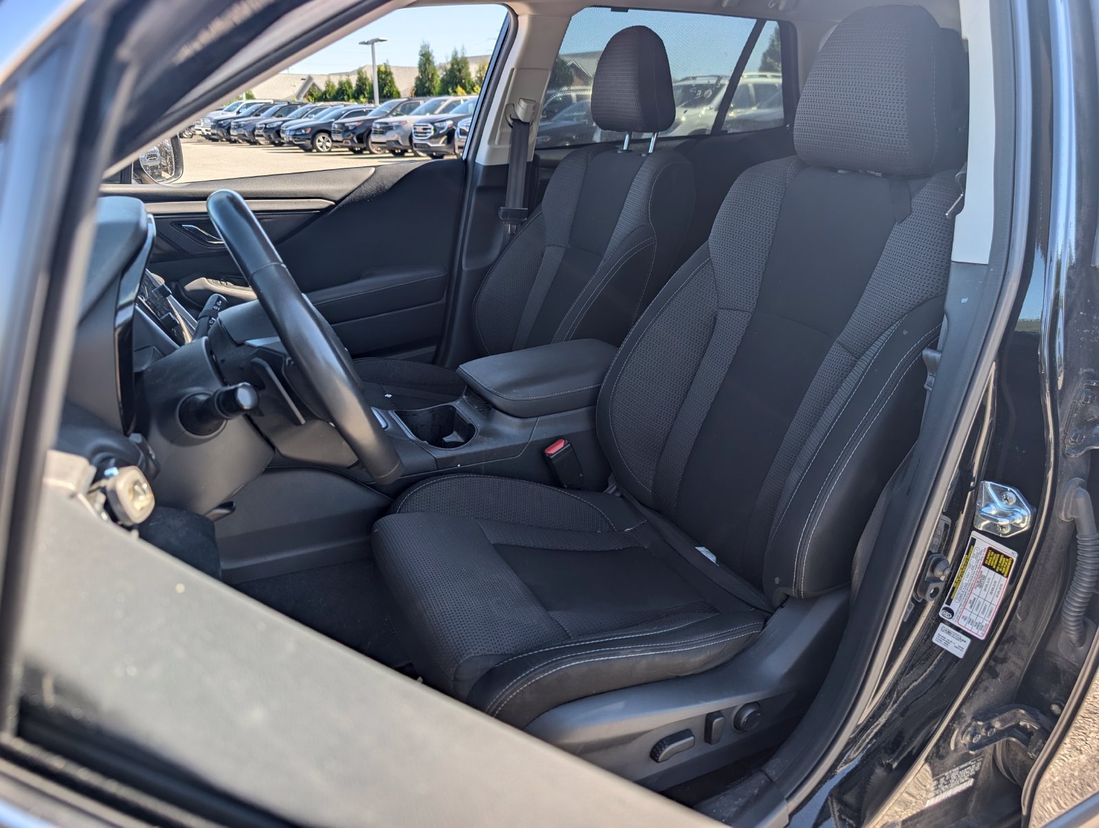 Certified 2025 Subaru Outback Premium AWD/4WD image 19