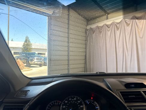 Used 2013 Toyota Camry SE FWD image 25