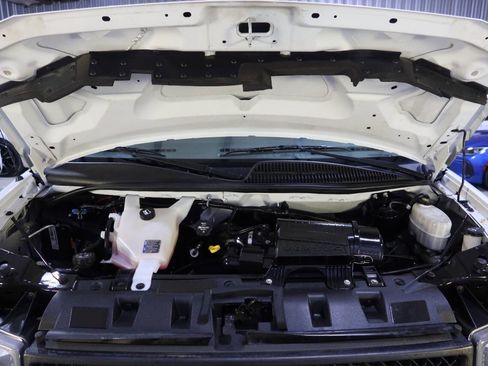 Used 2020 Chevrolet Express 2500 Extended w/ Communications Package image 9