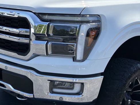 Used 2024 Ford F150 Lariat w/ Equipment Group 502A High AWD/4WD image 10