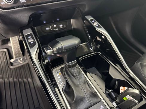 Used 2025 Kia Sorento SX image 20