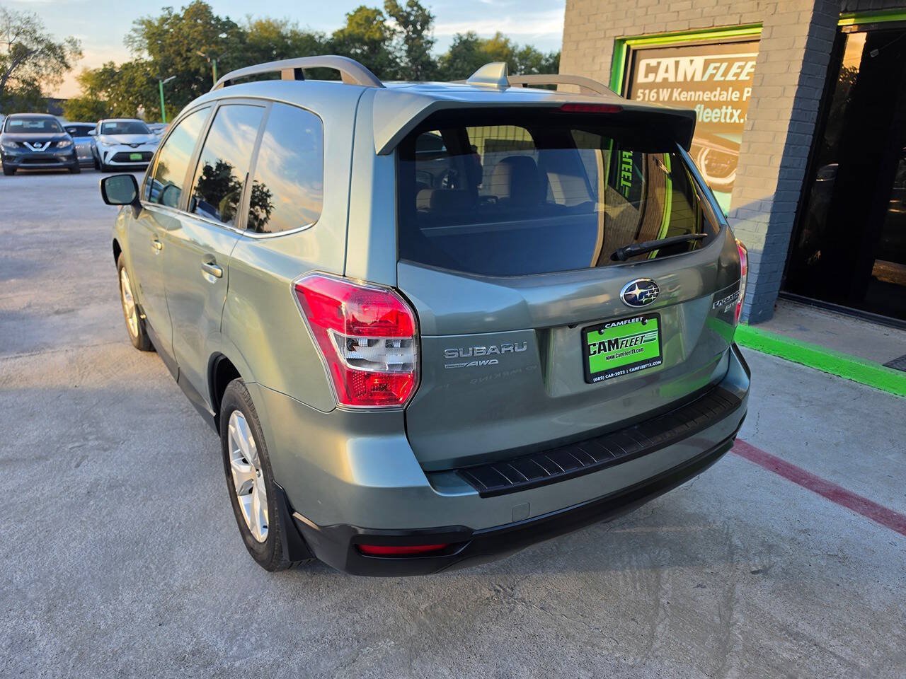 Used 2016 Subaru Forester 2.5i Limited AWD/4WD image 9
