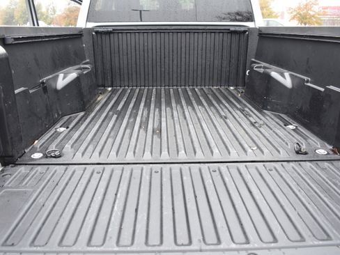 Used 2024 Toyota Tacoma SR image 31