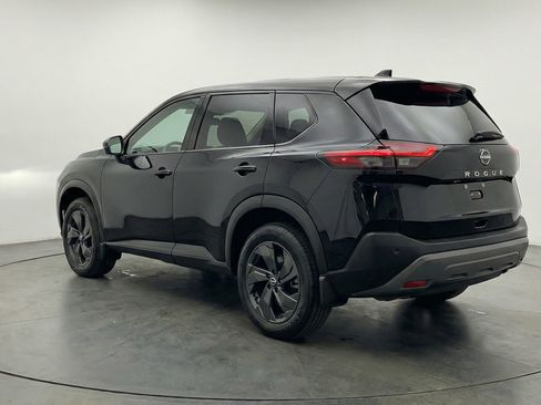 Used 2025 Nissan Rogue SV image 6