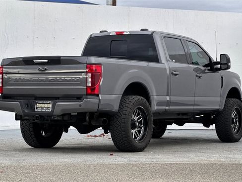 Used 2022 Ford F250 Lariat w/ FX4 Off-Road Package image 4