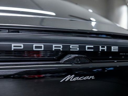 New 2025 Porsche Macan Electric image 21