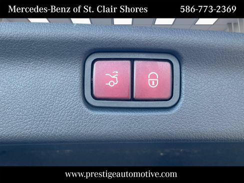 Used 2023 Mercedes-Benz C 300 4MATIC Sedan image 15