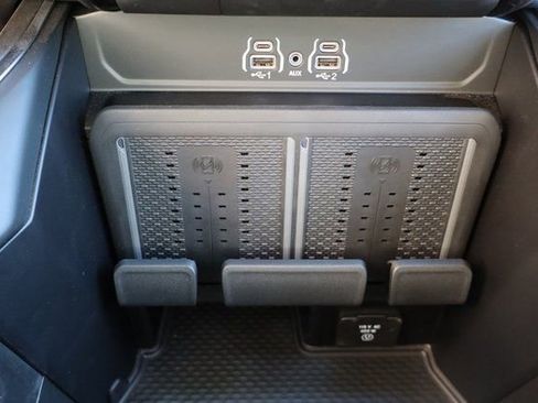 Used 2025 RAM 2500 Laramie image 30