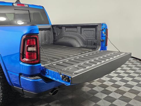 New 2026 RAM 1500 Big Horn AWD/4WD image 15