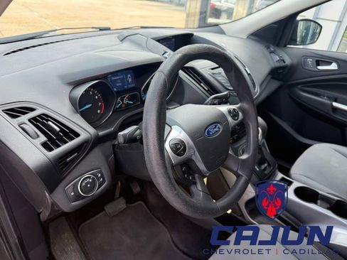 Used 2015 Ford Escape SE FWD image 8