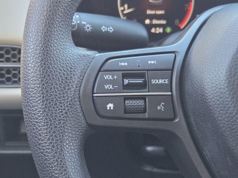 Used 2023 Honda HR-V LX image 35