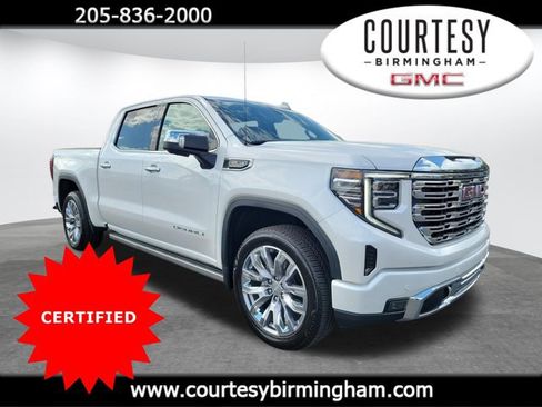 Used 2025 GMC Sierra 1500 Denali w/ Denali Reserve Package AWD/4WD image 1