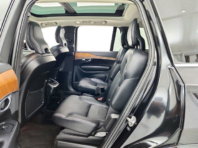 Used 2023 Volvo XC90 B6 Plus w/ Protection Package AWD/4WD image 30