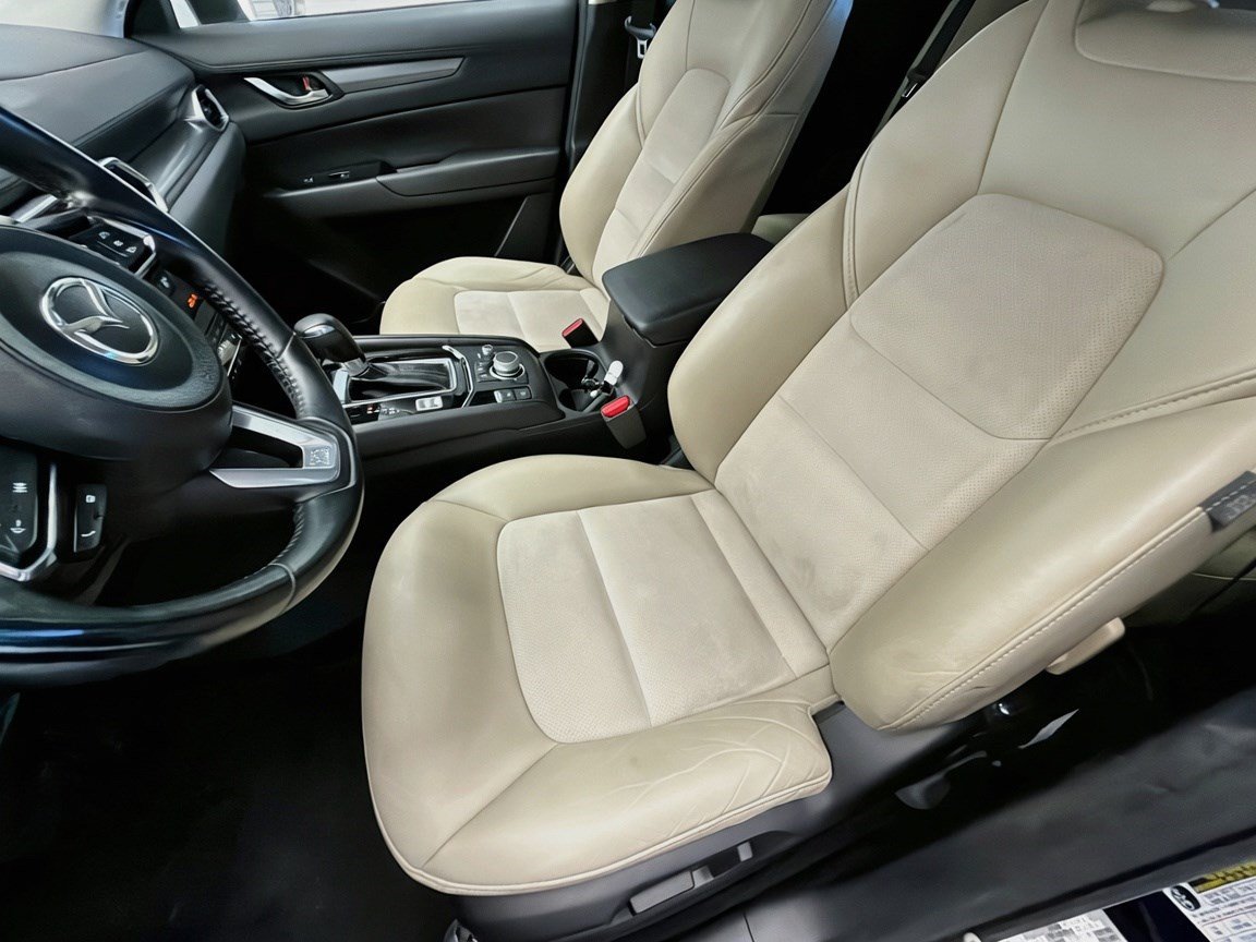 Used 2019 MAZDA CX-5 Touring FWD image 11