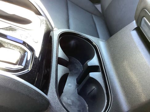 Used 2023 Chevrolet Colorado LT w/ LT Convenience Package III image 23