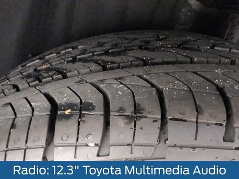 Used 2026 Toyota Camry SE w/ Convenience Package FWD image 20