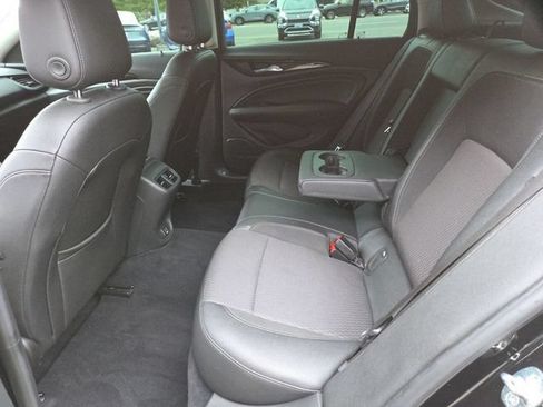 Used 2019 Buick Regal Preferred FWD image 10