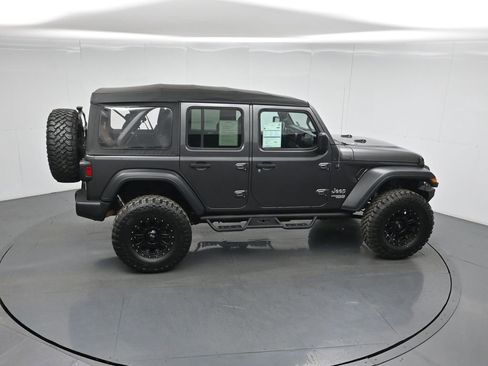 Used 2018 Jeep Wrangler Unlimited Sport image 50