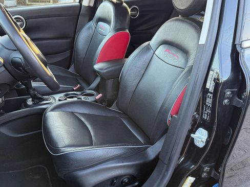 Used 2016 FIAT 500X Lounge image 15