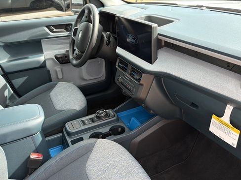 Used 2025 Ford Maverick XLT w/ Equipment Group 302A image 14